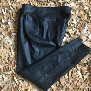 LB High Rise 3 Buttons Coated Black Jeggins SZ16